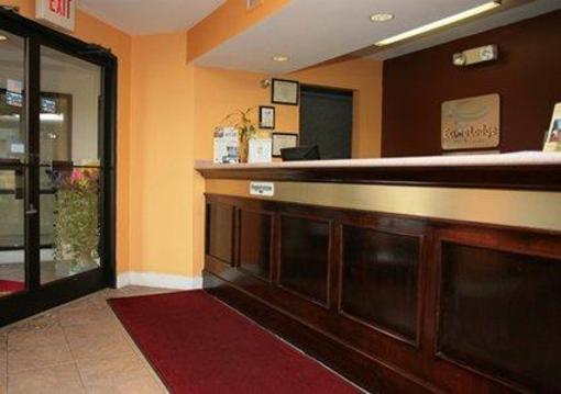 фото отеля Econo Lodge & Suites Brooks