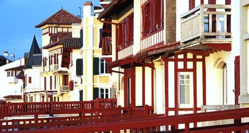 фото отеля Grand Hotel De La Poste Saint-Jean-de-Luz