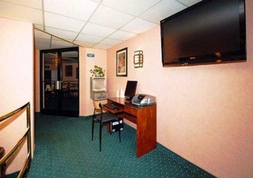 фото отеля Quality Inn Selma (North Carolina)