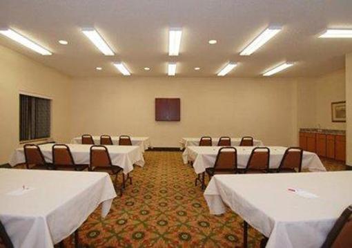 фото отеля Comfort Suites Brownsburg