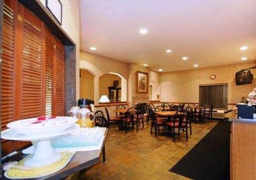 фото отеля Comfort Suites Brownsburg