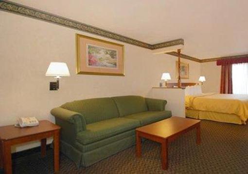фото отеля Comfort Suites Brownsburg