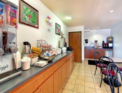 фото отеля Super 8 Motel Portage (Wisconsin)