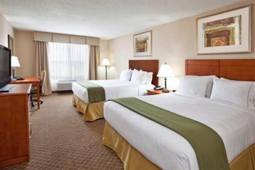 фото отеля Holiday Inn Express Hotel & Suites Bay City