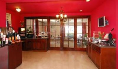 фото отеля Best Western Cedar Inn