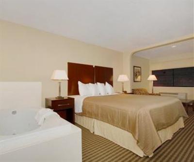фото отеля Best Western Cedar Inn