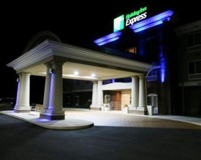 фото отеля Holiday Inn Express Fairfield