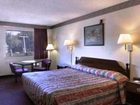 фото отеля Econo Lodge Inn & Suites Coliseum