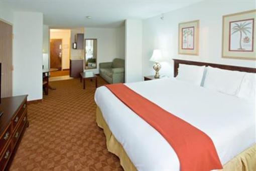 фото отеля Holiday Inn Express Hotel & Suites Shelbyville
