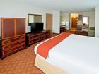 фото отеля Holiday Inn Express Hotel & Suites Shelbyville