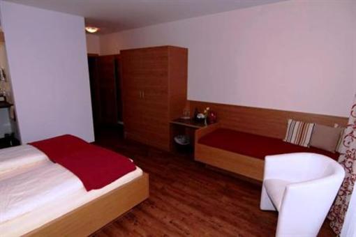 фото отеля Hotel Garni Weinquadrat
