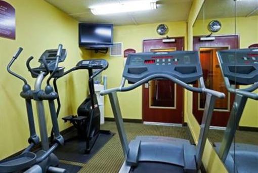 фото отеля Holiday Inn Express Coon Rapids
