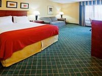 Holiday Inn Express Coon Rapids