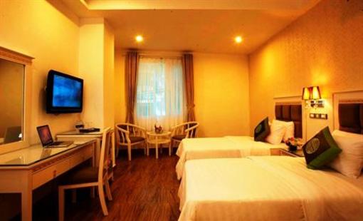 фото отеля Ruby River Hotel