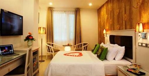 фото отеля Ruby River Hotel