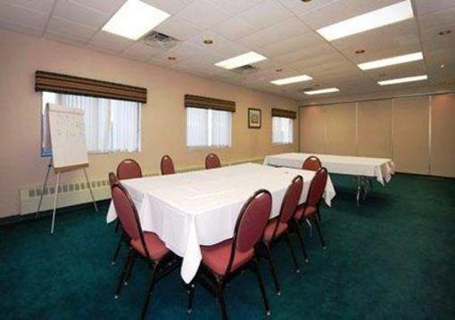 фото отеля Comfort Inn & Suites Downtown Lakeshore Milwaukee