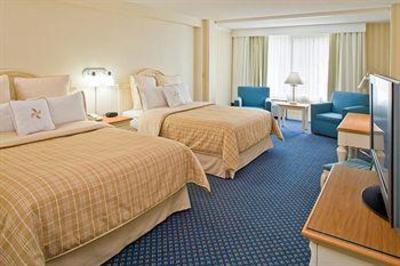 фото отеля Four Points Cape Cod Hotel Eastham