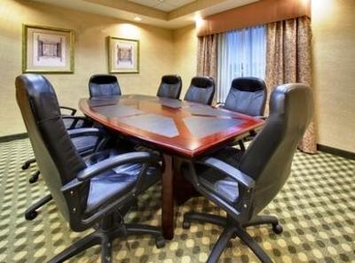 фото отеля Holiday Inn Express Hotel & Suites Carter Lake