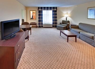 фото отеля Holiday Inn Express Hotel & Suites Carter Lake