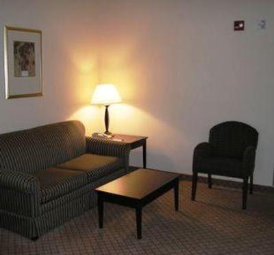 фото отеля Holiday Inn Express Hotel & Suites Carter Lake