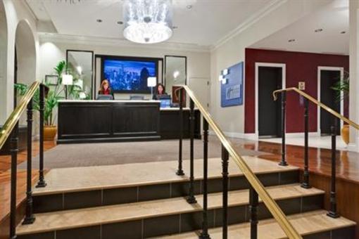 фото отеля Hotel Cass Holiday Inn Express