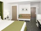 фото отеля Hotel Cass Holiday Inn Express