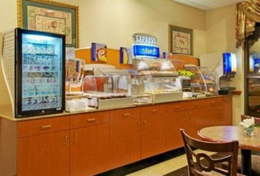 фото отеля Holiday Inn Express Houston - Memorial Park Area