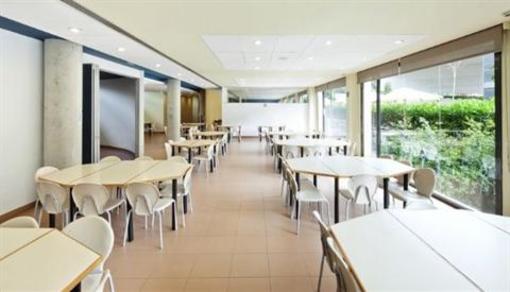 фото отеля Residencia Universitaria Sarria