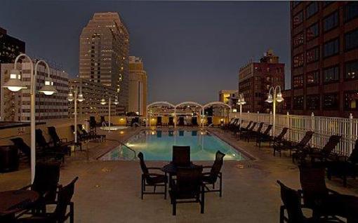 фото отеля Crowne Plaza San Antonio Riverwalk