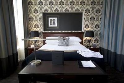 фото отеля Emily Morgan Hotel