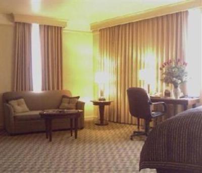 фото отеля Emily Morgan Hotel