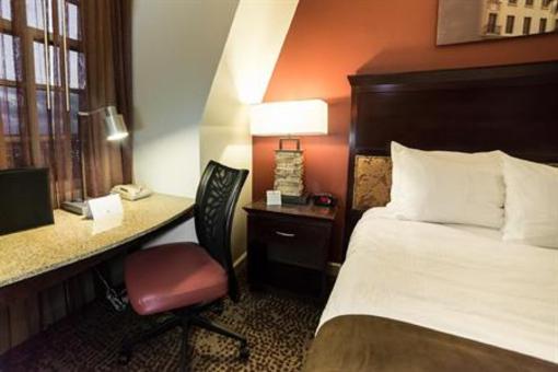 фото отеля Emily Morgan Hotel