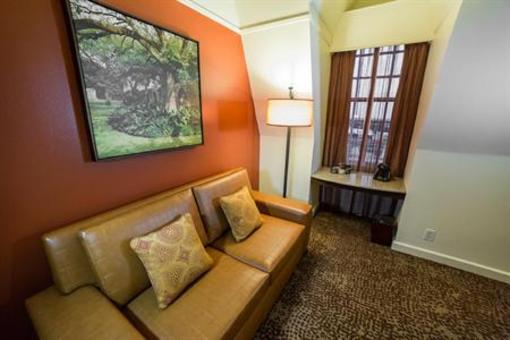 фото отеля Emily Morgan Hotel