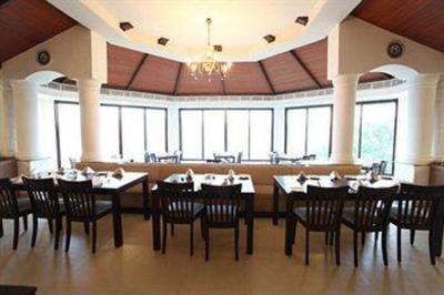 фото отеля Dukes Retreat Khandala