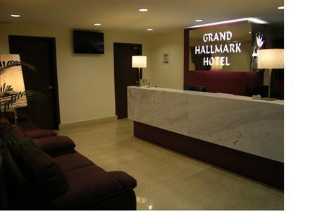 фото отеля Grand Hallmark Hotel