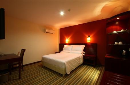 фото отеля Grand Hallmark Hotel