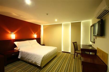 фото отеля Grand Hallmark Hotel