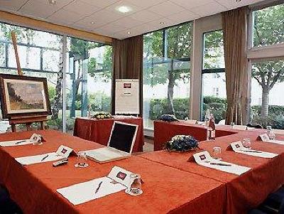 фото отеля Mercure Paris Montmartre