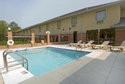 фото отеля Best Western University Park Inn & Suites Ames