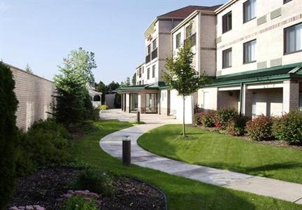 фото отеля Courtyard by Marriott Detroit Brighton