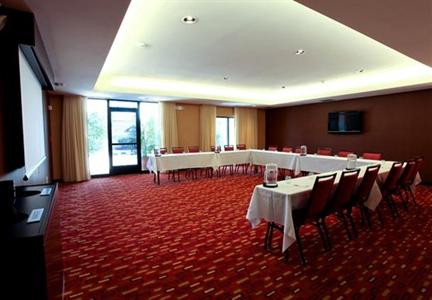 фото отеля Courtyard by Marriott Detroit Brighton