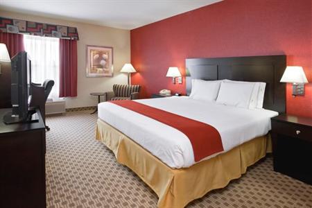 фото отеля Holiday Inn Express Cleveland Oakwood Village
