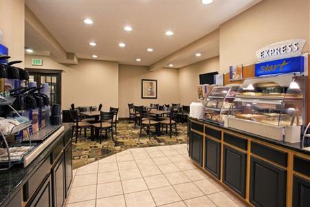 фото отеля Holiday Inn Express Cleveland Oakwood Village