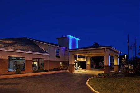 фото отеля Holiday Inn Express Cleveland Oakwood Village