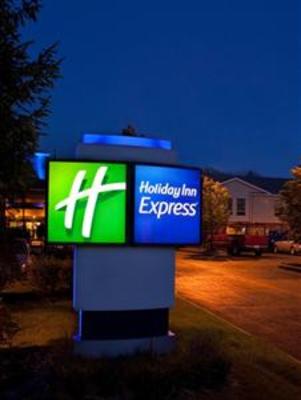 фото отеля Holiday Inn Express Cleveland Oakwood Village