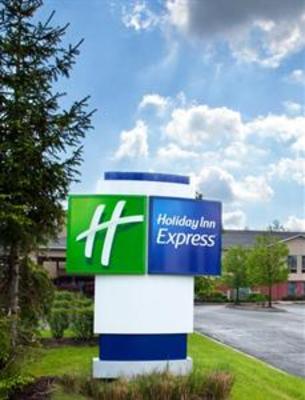 фото отеля Holiday Inn Express Cleveland Oakwood Village