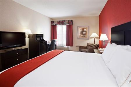 фото отеля Holiday Inn Express Cleveland Oakwood Village