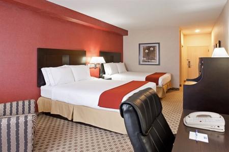 фото отеля Holiday Inn Express Cleveland Oakwood Village