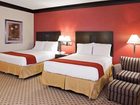 фото отеля Holiday Inn Express Cleveland Oakwood Village