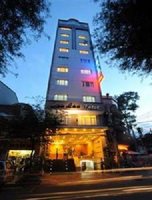 фото отеля Lan Lan Hotel 1